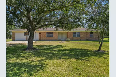 905 28th Street, Dickinson, TX 77539 - Photo 4