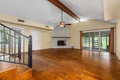 2031 Grand Avenue, Liberty, TX 77575 - Photo 6