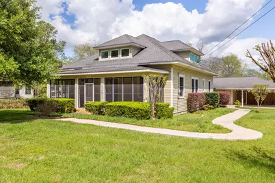 2031 Grand Avenue, Liberty, TX 77575 - Photo 2