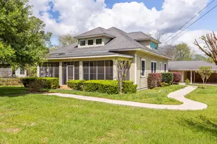 2031 Grand Ave, Liberty, TX 77575 - Photo 2