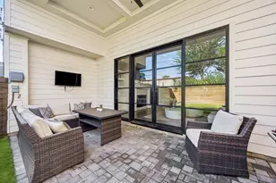 541 W 27th St, Houston, TX 77008 - Photo 12