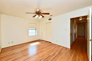 1818 Watercrest Dr, Houston, TX 77008 - Photo 16