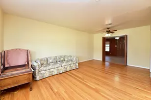 1818 Watercrest Dr, Houston, TX 77008 - Photo 6