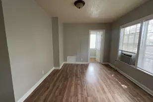 1552 Lombardy St, Houston, TX 77023 - Photo 6
