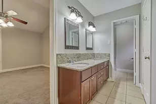 3 Field Flower Ct, The Woodlands, TX 77380 - Photo 22
