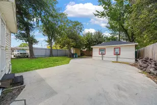 8041 Howard Dr, Houston, TX 77017 - Photo 16