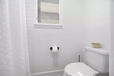 723 W 16th Street, Houston, TX 77008 - Photo 20