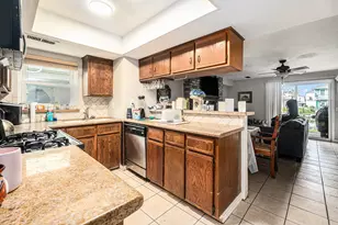 658 Warsaw St, Hitchcock, TX 77563 - Photo 24