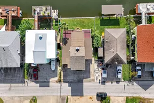 658 Warsaw St, Hitchcock, TX 77563 - Photo 32