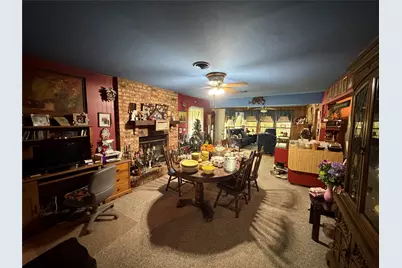 109 Dahlia Street, Orange, TX 77630 - Photo 8