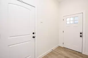 6828 Liverpool St, Houston, TX 77021 - Photo 4