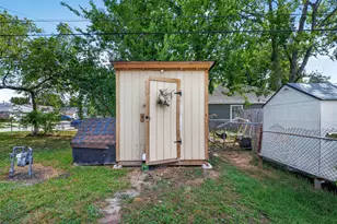216 Eastway St, Galena Park, TX 77547 - Photo 40