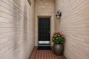 6490 Alisa Ln, Houston, TX 77084 - Photo 2