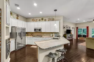 1605 Cafe Dumonde, Conroe, TX 77304 - Photo 14