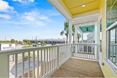 1106 62nd St, Galveston, TX 77551 - Photo 8