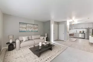 6305 Deerwood Rd, Houston, TX 77057 - Photo 2