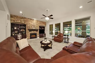 34202 Mill Creek Court, Pinehurst, TX 77362 - Photo 14