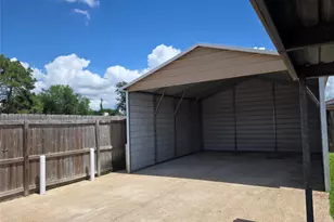 830 Hollycrest Dr, Channelview, TX 77530 - Photo 22