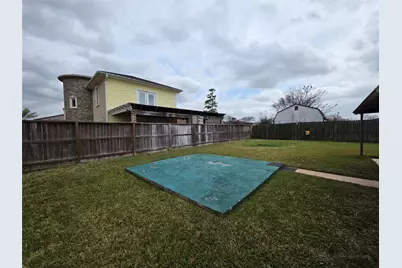 830 Hollycrest Drive, Channelview, TX 77530 - Photo 8