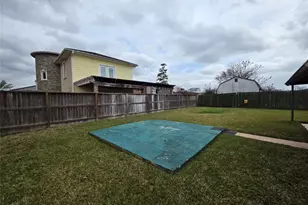 830 Hollycrest Dr, Channelview, TX 77530 - Photo 8