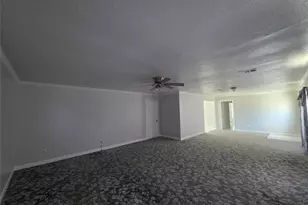 830 Hollycrest Dr, Channelview, TX 77530 - Photo 4