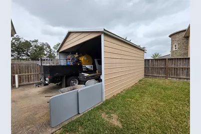 830 Hollycrest Drive, Channelview, TX 77530 - Photo 10