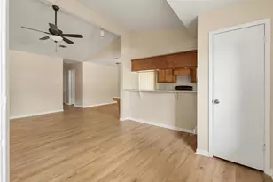 1712 Hazelwood St, Conroe, TX 77301 - Photo 4