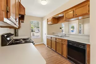 1712 Hazelwood St, Conroe, TX 77301 - Photo 10