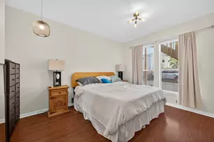 324 W Alabama St, Houston, TX 77006 - Photo 32