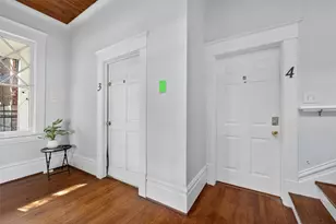 324 W Alabama St, Houston, TX 77006 - Photo 8