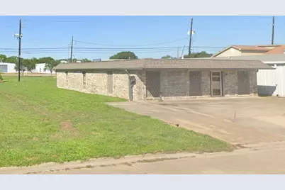 1301 N Avenue H, Freeport, TX 77541 - Photo 4