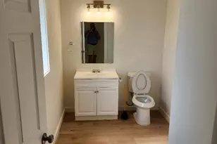 1301 N Avenue H, Freeport, TX 77541 - Photo 22