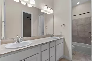 3806 Bandera Reserve Ln, Houston, TX 77059 - Photo 32