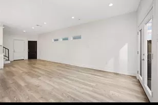 4508 Noble St, Houston, TX 77020 - Photo 6