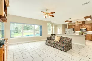 55 Mandevilla Ct, Lake Jackson, TX 77566 - Photo 20