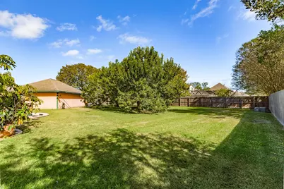 55 Mandevilla Court, Lake Jackson, TX 77566 - Photo 44