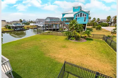 0000 Coral Way, Tiki Island, TX 77554 - Photo 10