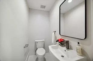 5665 Pine Forest Rd, Houston, TX 77056 - Photo 18