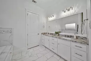 1236 Chamboard Ln, Houston, TX 77018 - Photo 24