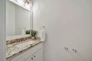 1236 Chamboard Ln, Houston, TX 77018 - Photo 10