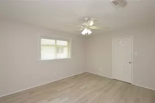 703 Flower Field Ct, Pearland, TX 77584 - Photo 12