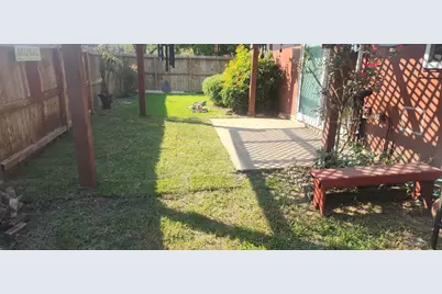 703 Flower Field Court, Pearland, TX 77584 - Photo 20
