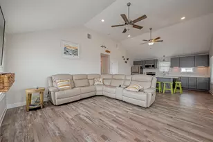 119 Doubloon Dr, Freeport, TX 77541 - Photo 14