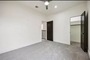 7980 Angus St, Houston, TX 77028 - Photo 12
