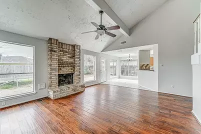 1916 Woodland Hills Drive, Missouri City, TX 77489 - Photo 6