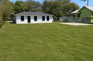260 S East Ave, New Braunfels, TX 78130 - Photo 18