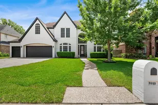5910 Center Ct Dr, Spring, TX 77379 - Photo 4