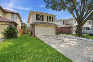 807 Oak W Dr, Houston, TX 77073 - Photo 1