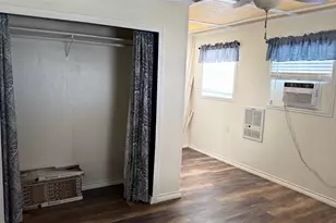 7526 3rd Ave, Sabine Pass, TX 77640 - Photo 16