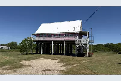 7526 3rd Avenue, Sabine Pass, TX 77640 - Photo 24